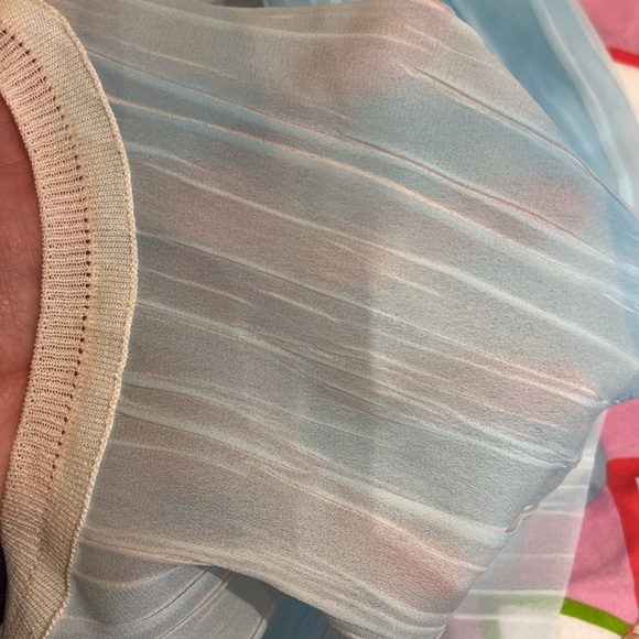 ELIE TAHARI | Size XS | light blue blouse - Picture 6 of 9